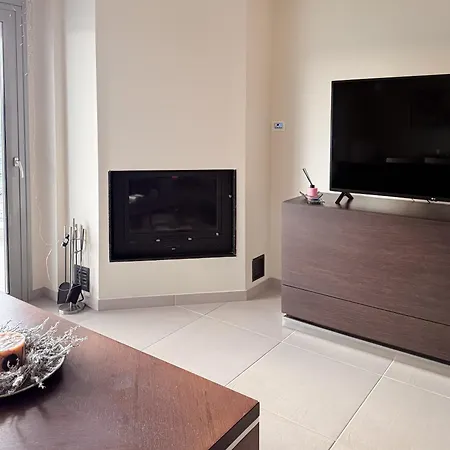 Appartamento Ag Rodon, Seaview Ária