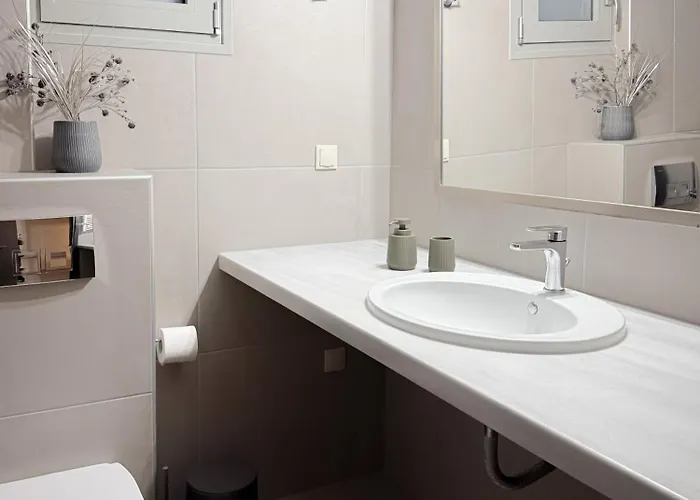 Ag Rodon, Seaview Ária